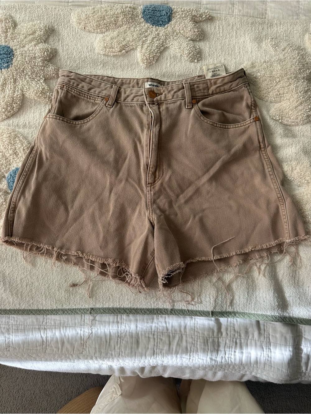 Wrangler High-Waist Frayed Hem Women's Shorts in Dusty Taupe